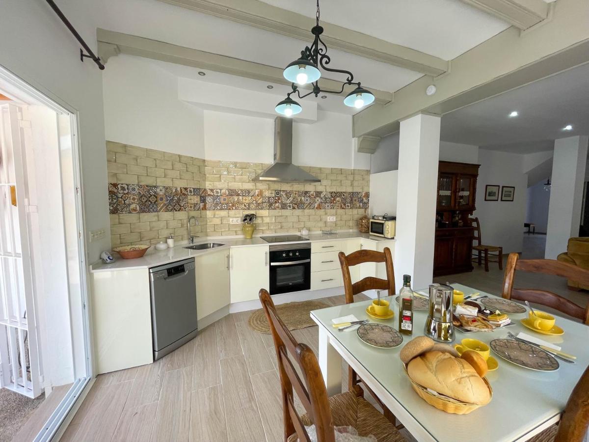 Villa Leza Кониль-де-ла-Фронтера Экстерьер фото